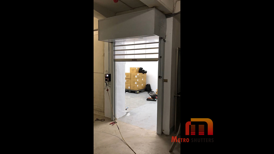 三重三和路工廠，透明快速捲門案例